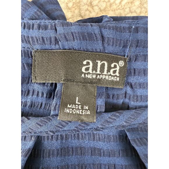 ANA A New Approach Size L Casual Semi Sheer Pleated Top Navy Short Sleeve - Picture 4 of 7